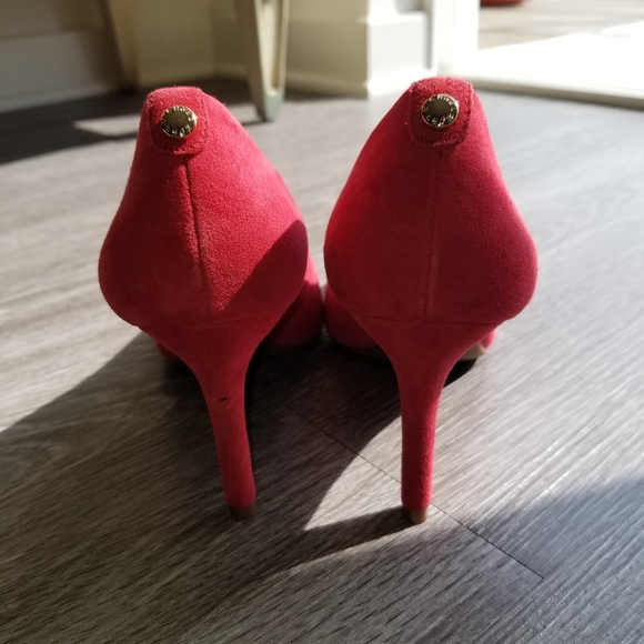 Michael Kors red suede heels, pumps, shoes - Picture 3 of 8